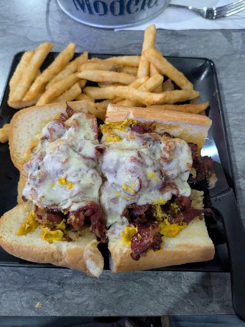 Smokehouse Bar & Grill